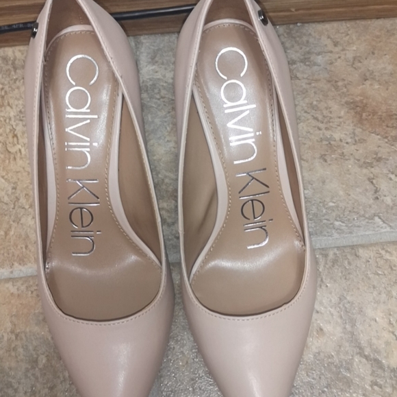 Calvin Klein Nude Heels - Picture 4 of 5
